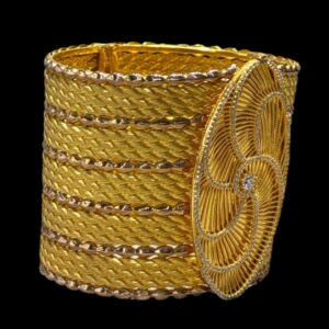 Modern Tasarım Burmalı Kelepçe (8K)