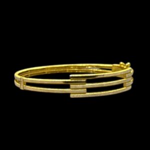 Üç Sıra Ajda Kelepçe