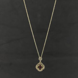 Kırmızı Taşlı Kolye